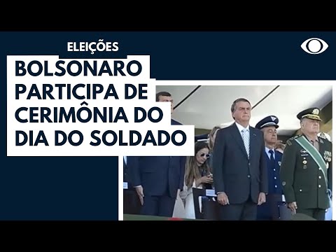 Bolsonaro participa de cerimônia do Dia do Soldado